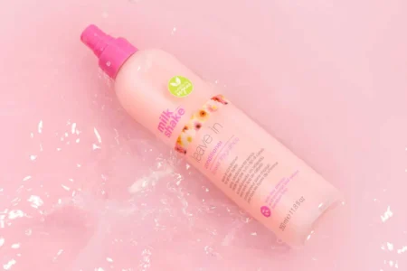 milk-shake-leave-in-conditioner-flower-lifestyle_900x